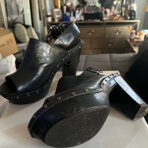 Women’s platform sandal